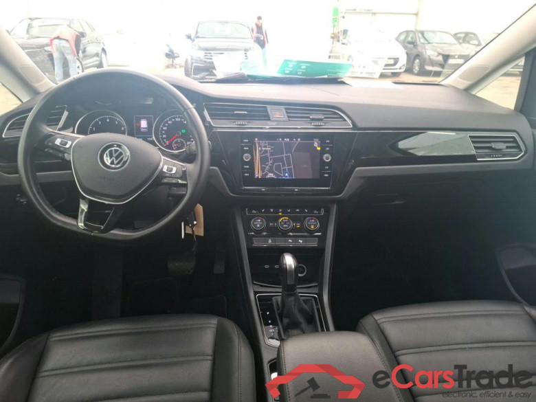 Touran Carat BlueMotion Tech 1.5 TSI 150CV BVA7 E6d #5