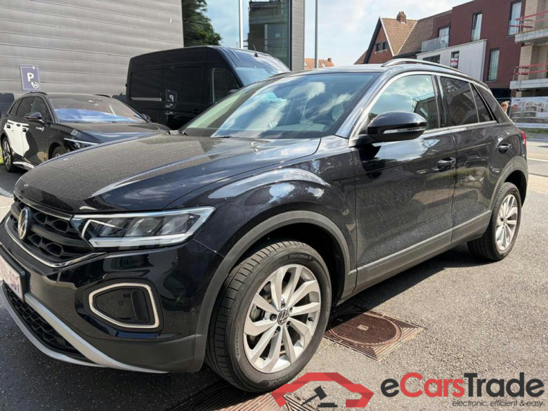 VOLKSWAGEN T-Roc 1.5 TSI Life Business DSG #1