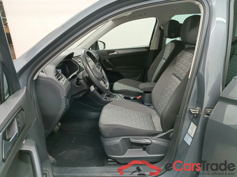 Volkswagen Tiguan 1.4 eHybrid DSG Life 5d #3