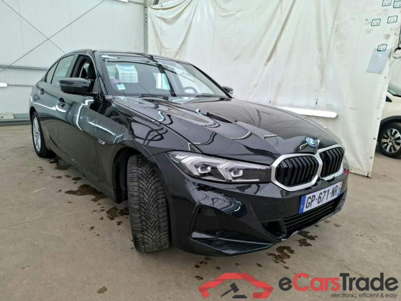 BMW Série 3 Berline / 2022 / 4P / Berline 320e 204ch Business Design BVA8 Hybride #4