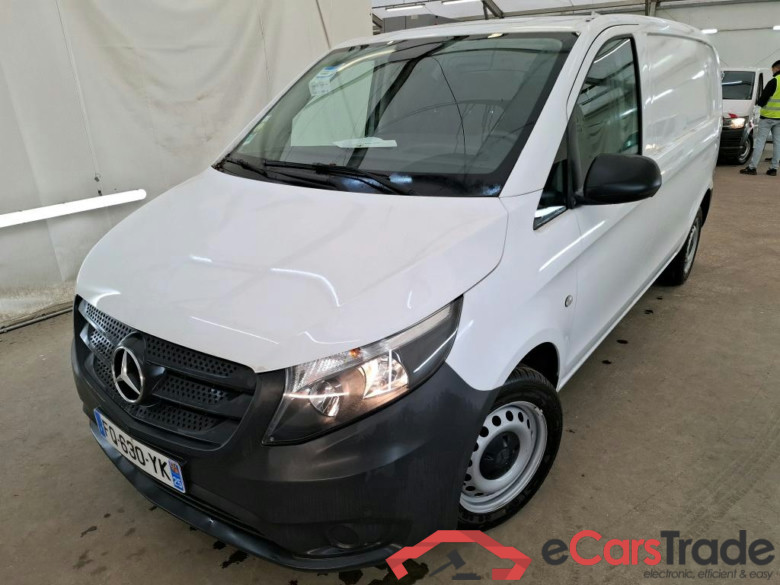 MERCEDES-BENZ Vito Compact 2014 4P Fourgon tôlé 114 CDI Compact Pro traction #1