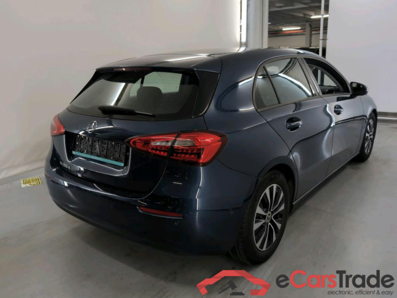 MERCEDES-BENZ A-CLASS 2.0 A 180 D BUSINESS SOLUTION ESSENTIAL #4