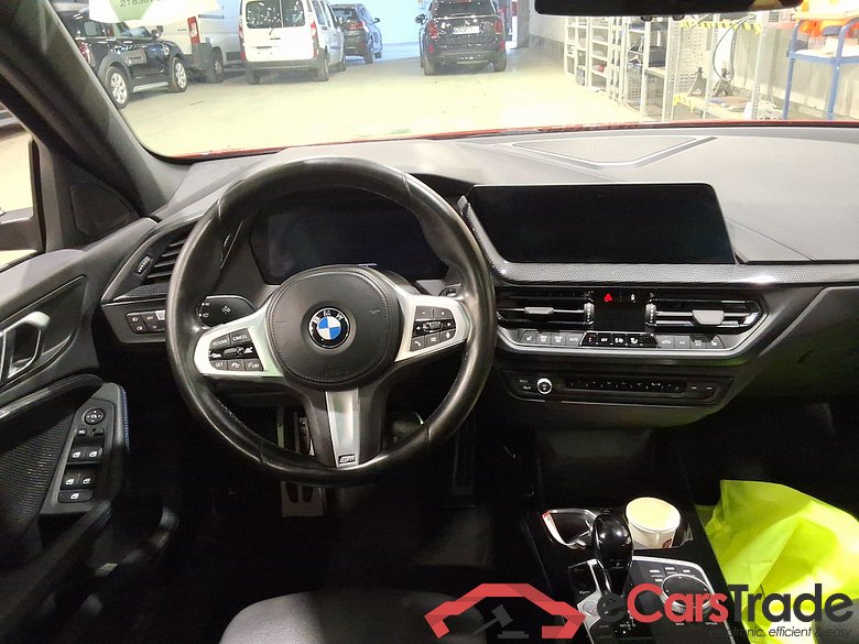 BMW 1 SERIES HATCH 1.5 118IA (100KW) #6