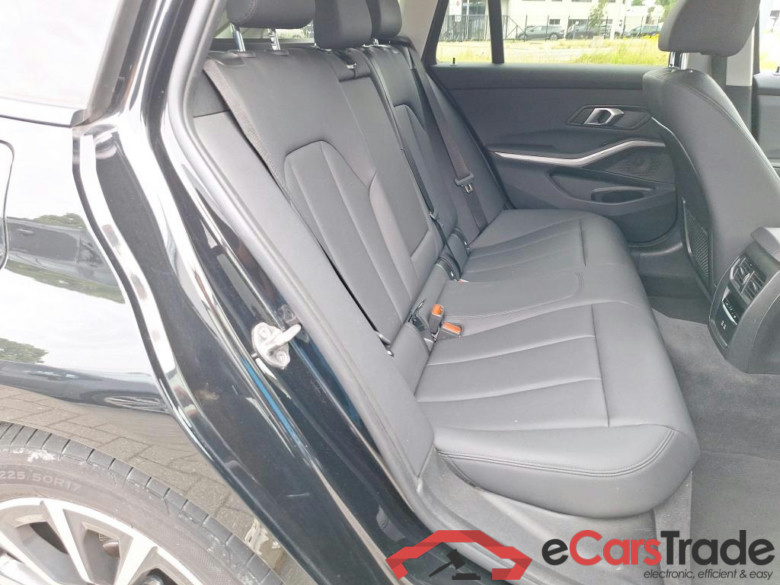 BMW 3 SERIES TOURING 2.0 318DA (100KW) TOURING #6