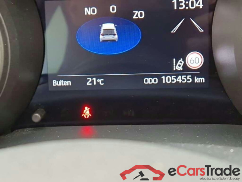 TOYOTA Yaris 1.5 Hyb. Bns Plus #4