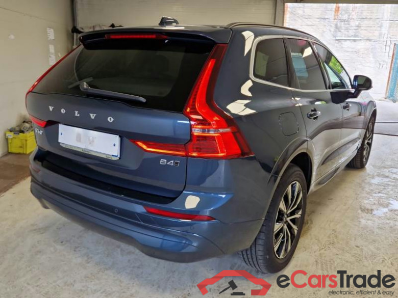 VOLVO XC60 / 2021 / 5P / SUV B4 D AWD AUTOMATICO CORE #2