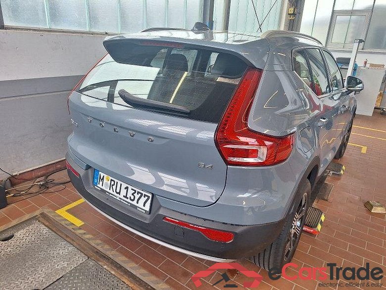 Volvo XC40 (2017->) DE - SUV5 B4 2WD EU6d, Inscription, 2020 - 2022 #3