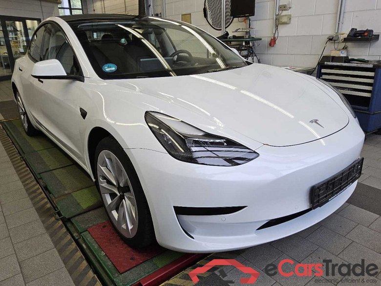 Tesla Model 3 Standard Range Plus 58 kWh RWD #2