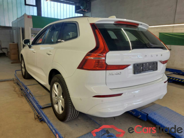 Volvo XC60 (03.2017->) DE - SUV5 B4 (Benzin) 2WD EU6d, Momentum Pro Mild-Hybrid, (Facelift) 2021 - 2022 #4