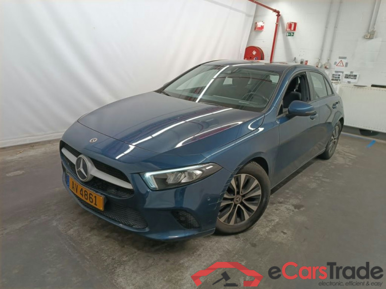 MERCEDES CLASSE A DIESEL (W177) A 180 d 116 Business Solution Essential 5d #1