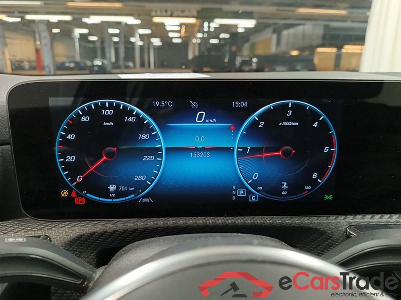 MERCEDES CLASSE A DIESEL (W177) A 180 d 116 Business Solution Essential 5d #6