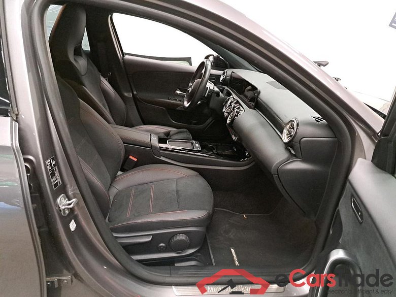 MERCEDES - MER A 180 136PK AMG Line With Smartphone Integration & Night Pack   * PETROL * #3