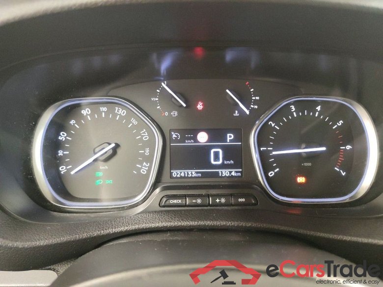 Peugeot Expert Standard L2 2.0 BlueHDi 145 EAT8 4d #6