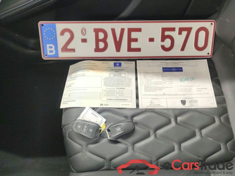 Peugeot 5008 1.5 BlueHDi 96kW S&S EAT8 Allure Pack 5d #4
