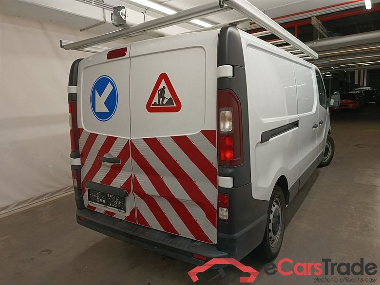 Renault Trafic L2H1 dCi 120 Grand Confort 2.9T 4d #2