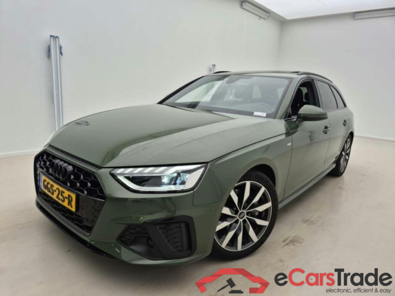 AUDI A4 Avant 40 TFSI S ed comp #1