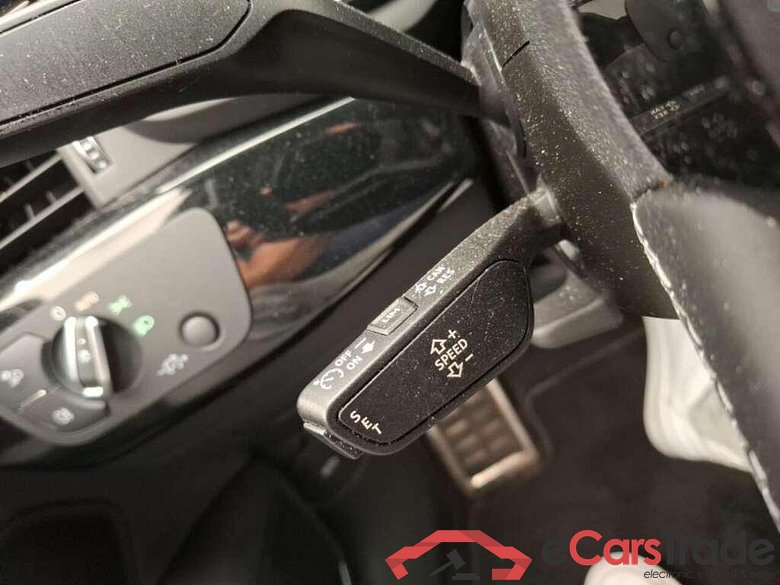 AUDI A4 Avant 40 TFSI quattro S Ed. S-Tronic #6