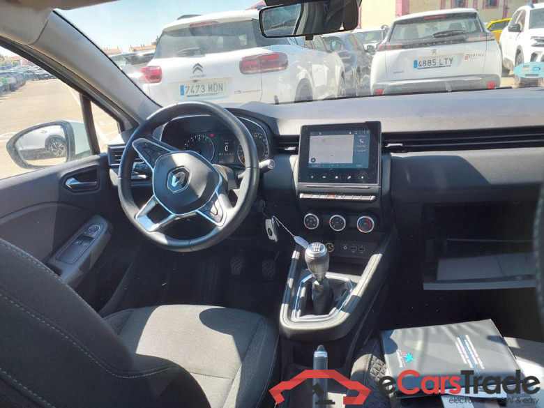 RENAULT Clio / 2019 / 5P / berlina con portón Intens TCe 67 kW (91CV) (AC) #3