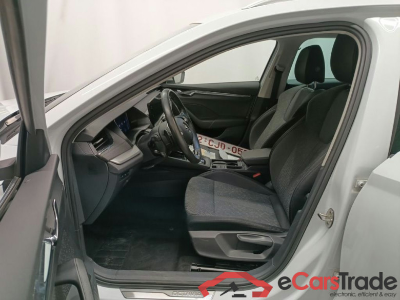 Skoda Octavia Combi 2.0 CRTDI 110kW DSG7 Clever+ 5d #3