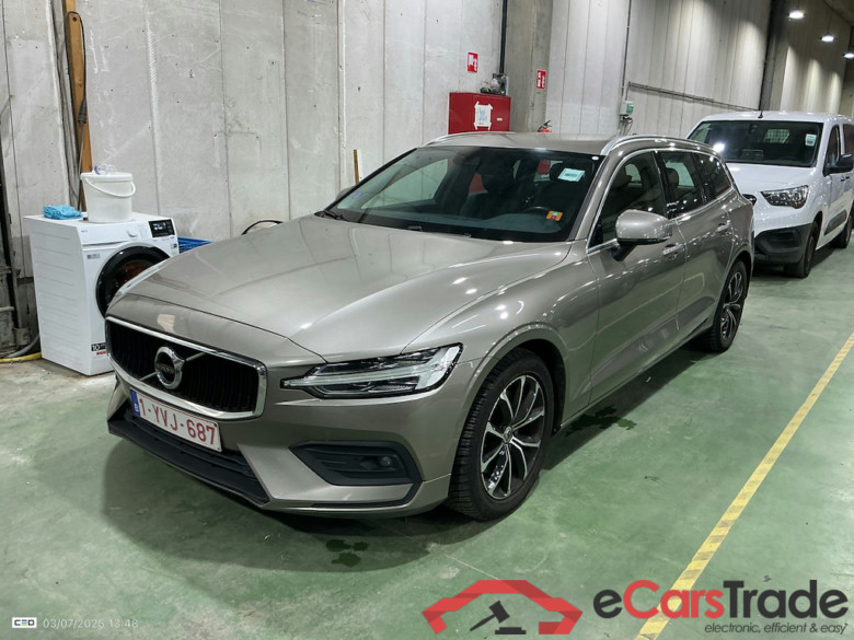 VOLVO V60 - 2018 2.0 B3 MHE Momentum Pro Geartronic