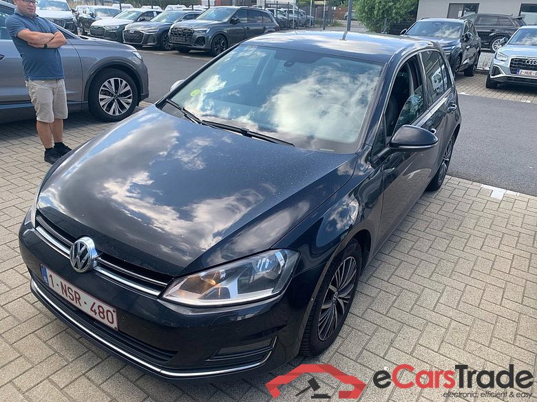 VOLKSWAGEN Golf VII Golf Comfortline 1.6 TDI BlueMotion Technology 81 kW (110 ch) 5 vitesses manuel #6