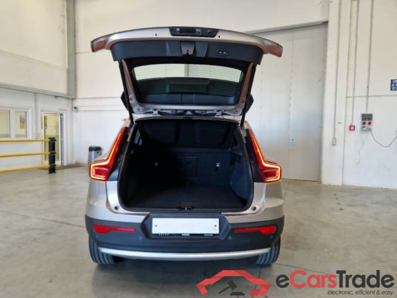 VOLVO XC40 / 2021 / 5P / SUV T5 RECHARGE PLUG-IN AUTO CORE #5
