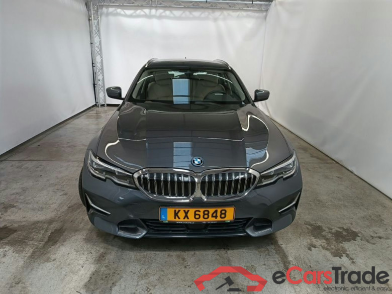 BMW 3 TOURING - 2019 320eXA 163hp PHEV 5d #5