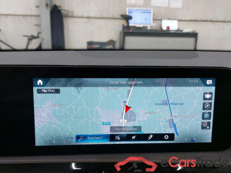 Mercedes CLA 180d SB Aut. LED Widescreen Ambient Sport-Leather Navi KeylessGo Camera Klima PDC ... #4