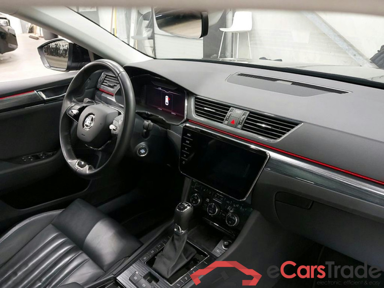 SKODA - SKO SUPERB COMBI 1.4 TSI iV 218PK DSG6 Clever+ & Premium II & Safety & Canton Sound & Pano Roof  * HYBRID * #3