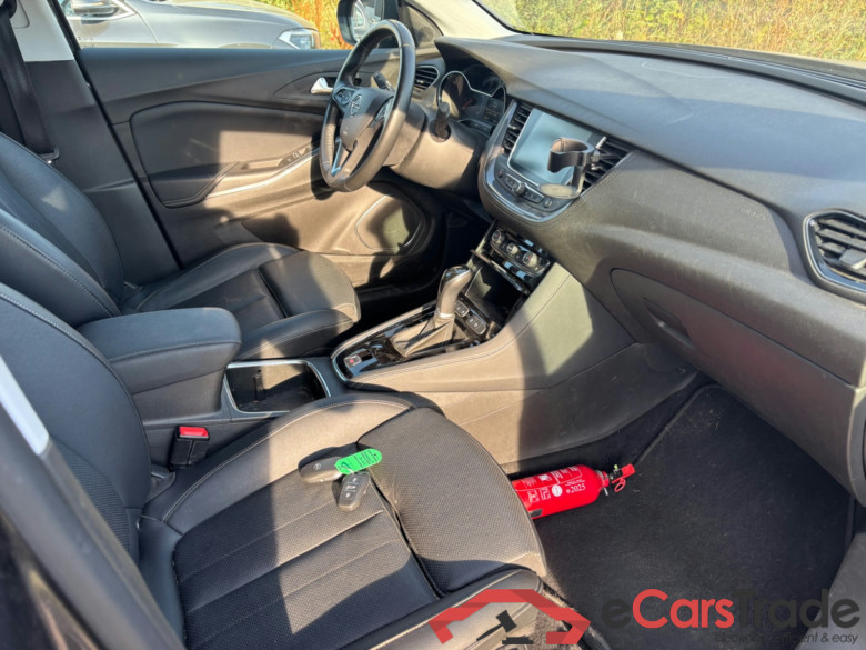 Opel Grandland X 1.2T Ultimate Aut. Navi Sport-Leather Klima PDC ... #6