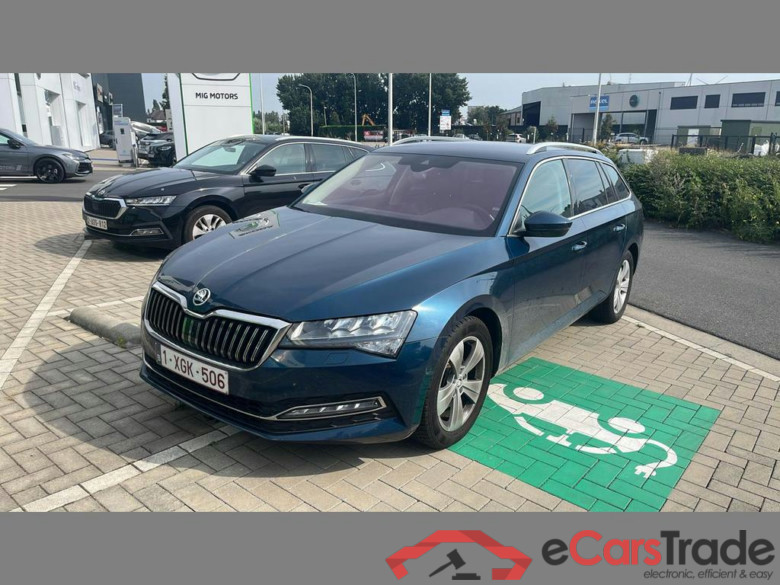 SKODA Superb Combi 1.5 TSI ACT Style DSG #1