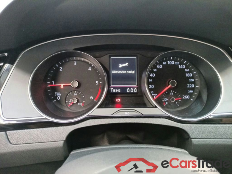 Volkswagen Passat Variant 2.0 TDI SCR 110kW DSG7 Style Business 5d #6