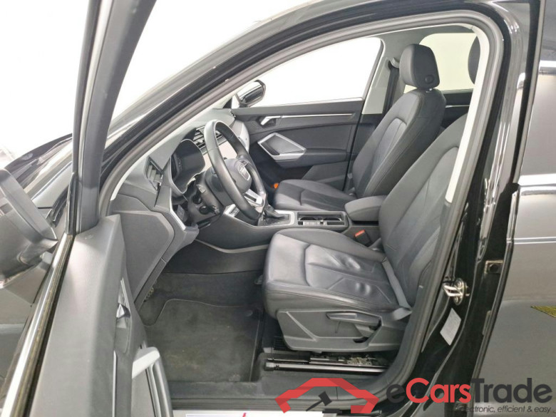 AUDI Q3 1.4 45 TFSI E S TRONIC S LINE #5