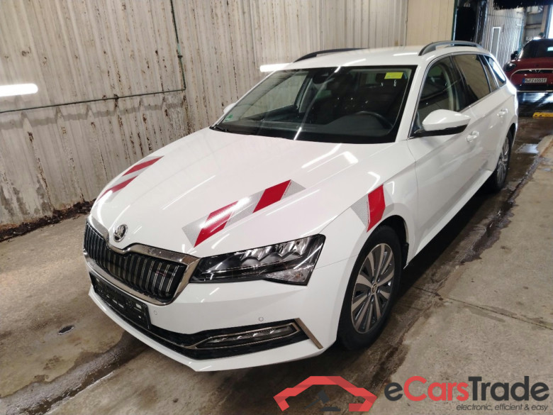 Superb Combi Ambition iV 1.4 TSI Hybrid 160KW AT6 E6d #1