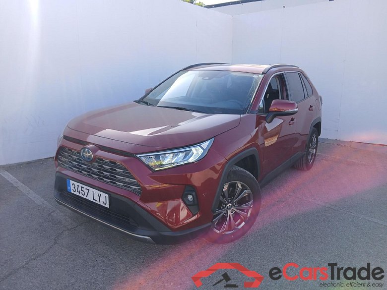 TOYOTA Rav4 / 2018 / 5P / todoterreno 2.5l 220H Advance 4WD #1
