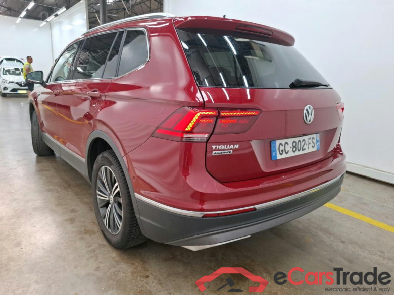 VOLKSWAGEN Tiguan Allspace / 2017 / 5P / SUV 2.0 TDI 150 DSG7 Carat Exclusive #2