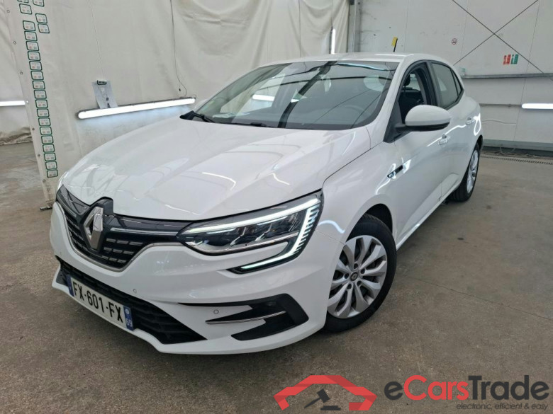 Megane IV Berline 5pt. Société Air Nav 1.5 dCi 90CV BVM6 E6 #1