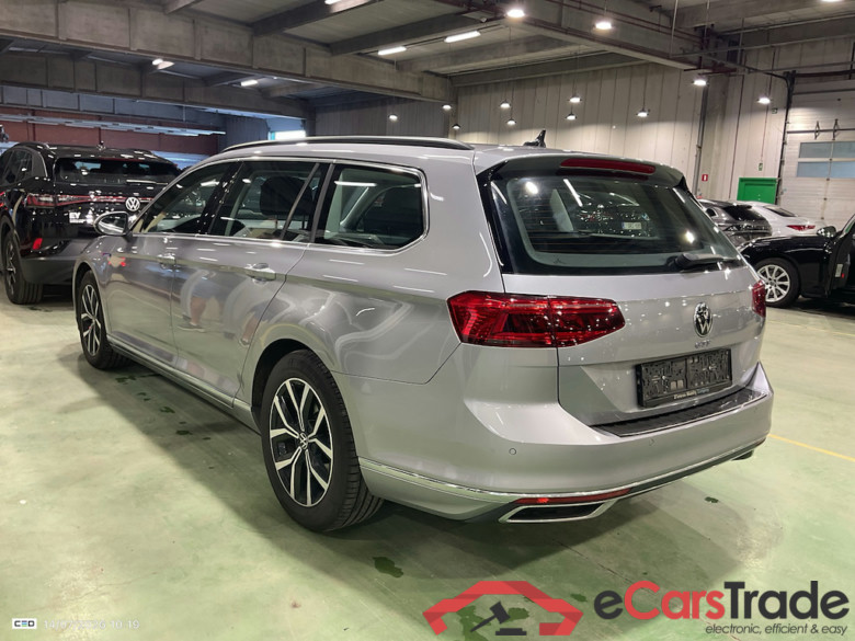 VOLKSWAGEN PASSAT VARIANT 1.4 TSI MSQ VARIANT GTE BUSINESS #3