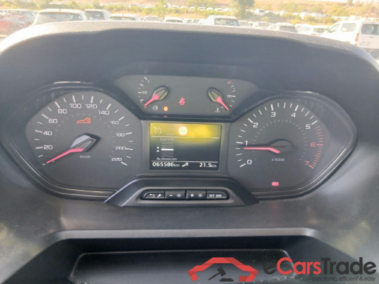 PEUGEOT Rifter / 2018 / 4P / combi Active Standard BlueHDi 73kW (IND) #4