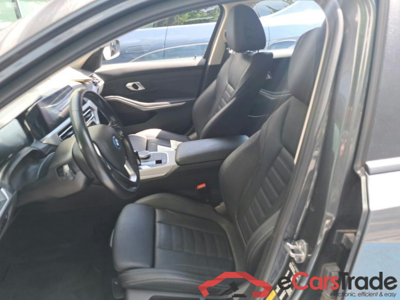 BMW 3 SERIES TOURING 2.0 330E (215KW) TOURING #4