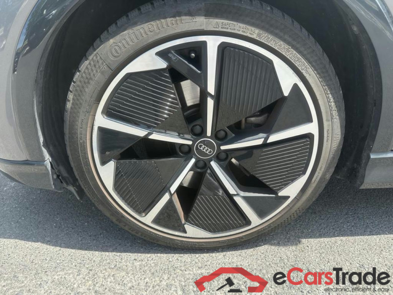 AUDI Q4 e-tron 82 kWh 50 Quattro S line #5