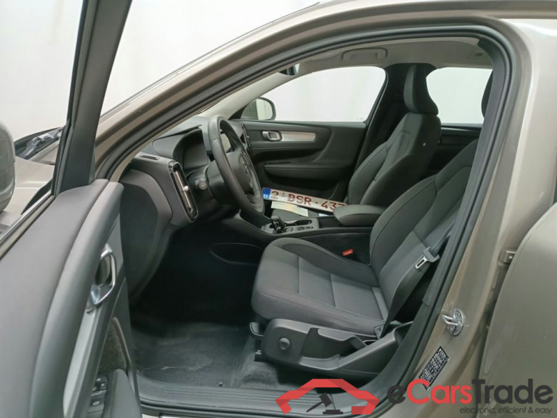 Volvo XC40 T4 Recharge Geartronic Inscription Expr. 5d #3