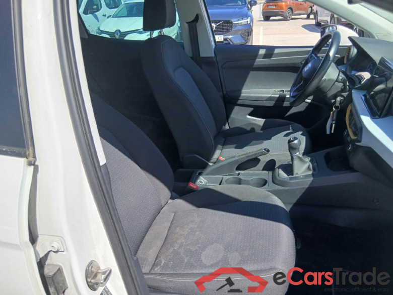 SEAT Ibiza / 2017 / 5P / berlina con portón 1.0 TSI 81kW (110CV) Style Plus (AC) #6