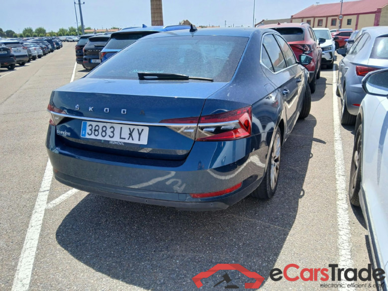 SKODA Superb / 2019 / 5P / berlina con portón 2.0 TDI 110kW (150CV) Style #2