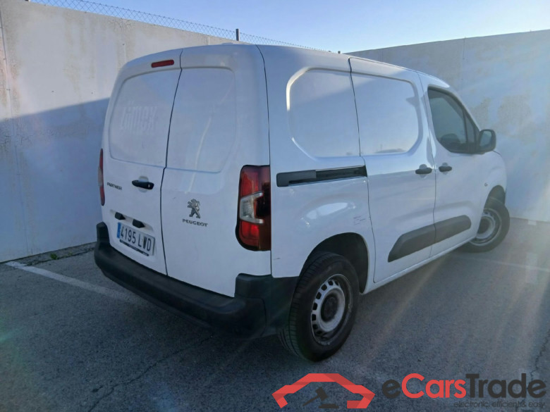 PEUGEOT Partner / 2018 / 4P / furgón derivado de turismo Premium Standard 600kg BlueHDi 73kW (AC) #2