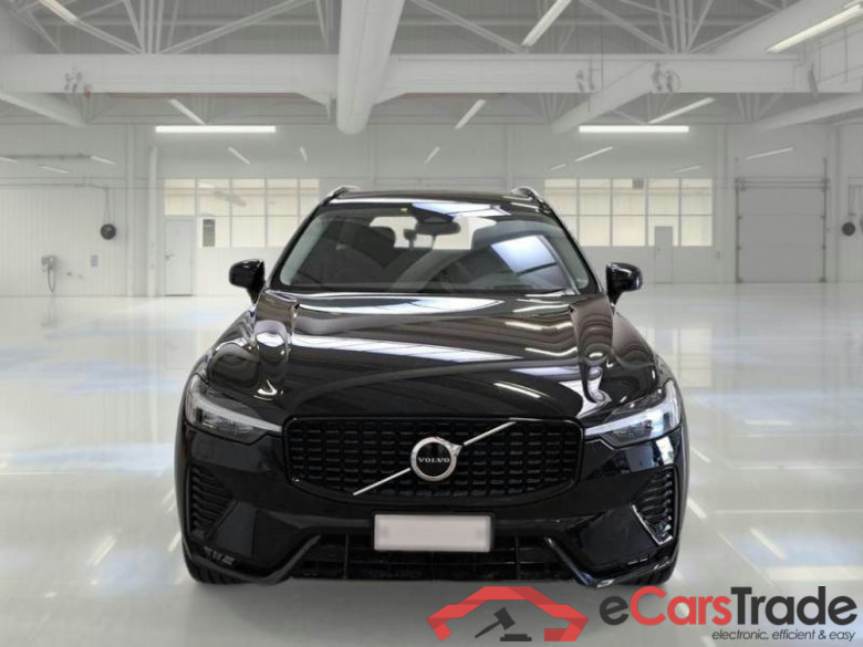 VOLVO XC60 / 2021 / 5P / SUV B4 D AWD AUTOMATICO ULTIMATE DARK #6