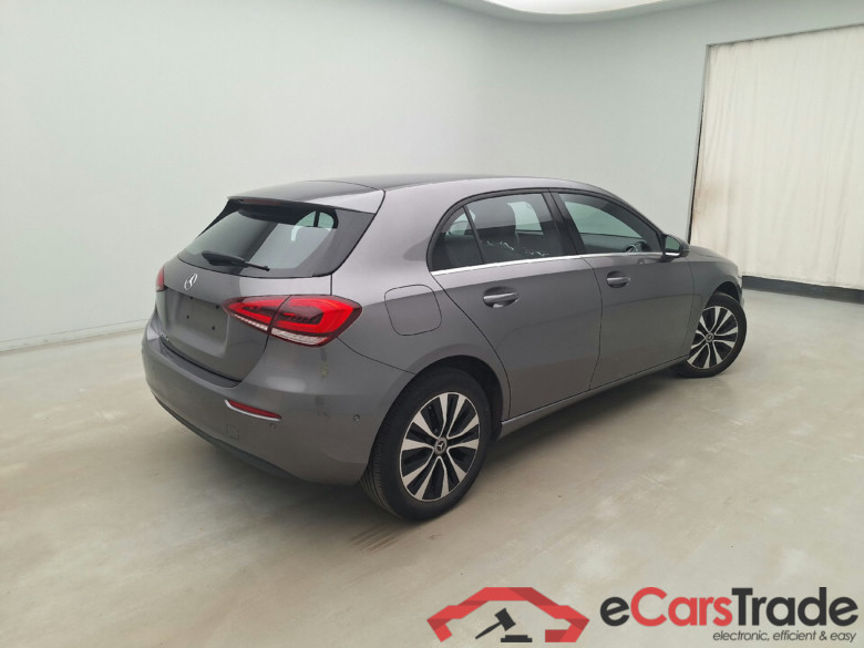 Mercedes, A-Class '18 PHEV, Mercedes-Benz A-Klasse A 250 e Business Line 5d #4