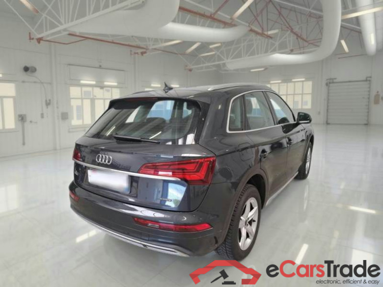 AUDI Q5 / 2020 / 5P / SUV 45 TFSI BUSINESS ADVAN. QUATTRO S TRONIC #2