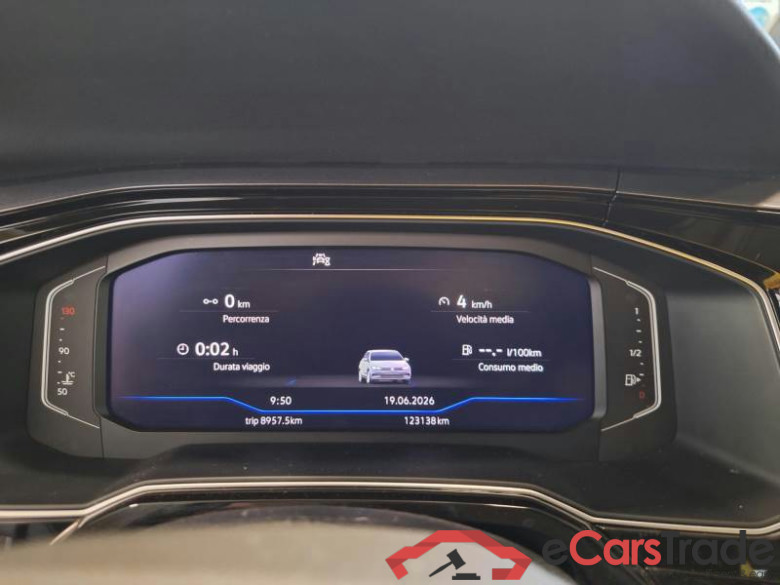 VOLKSWAGEN POLO / 2021 / 5P / BERLINA 1.0 TSI STYLE #4