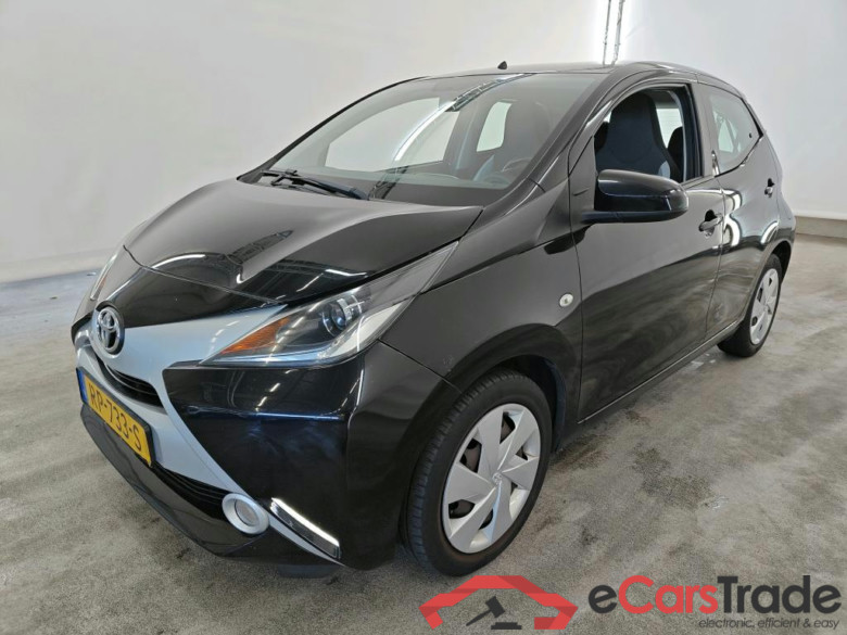 Toyota Aygo 1.0 VVT-i x-play 5d #1